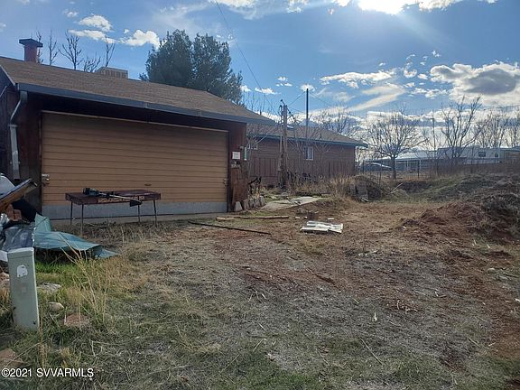 3rd image of 2575 S Fisher Dr