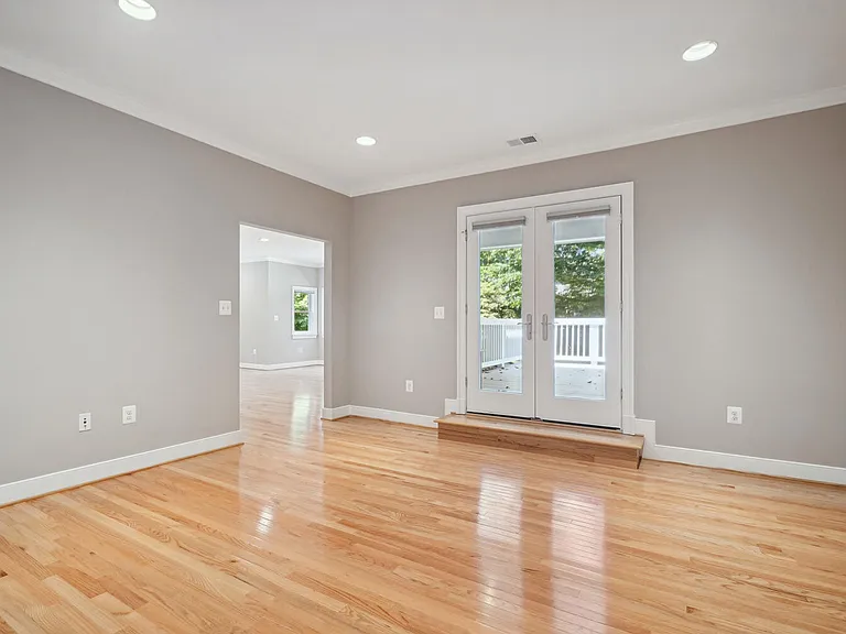1530 Forest Villa Ln — Photo 47