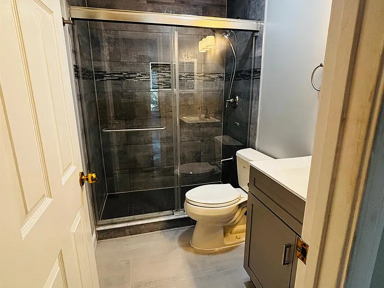 120 Magee Ct — Photo 4