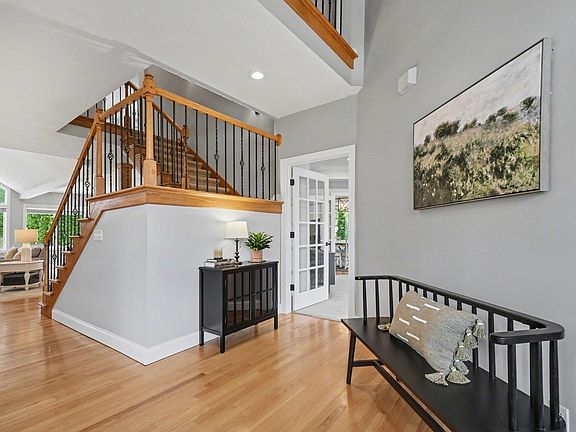 4th image of 58590 Glenriver Dr