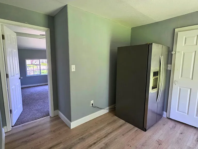 502 Azalea Dr — Photo 11