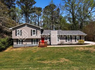 3742 Saddle Ridge Dr, Snellville, GA 30039