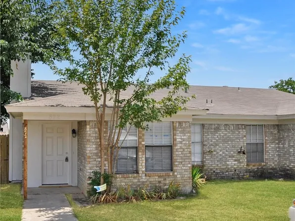 822 Woodland Ct #820 & 822, Kennedale, TX 76060