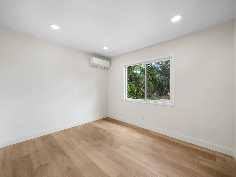 10148 Felipe Ave — Photo 17