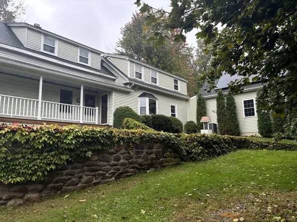 68 Ayers Village Rd, Methuen, MA 01844