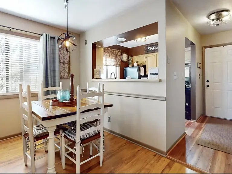 66 Pinetop Cir #1 — Photo 10