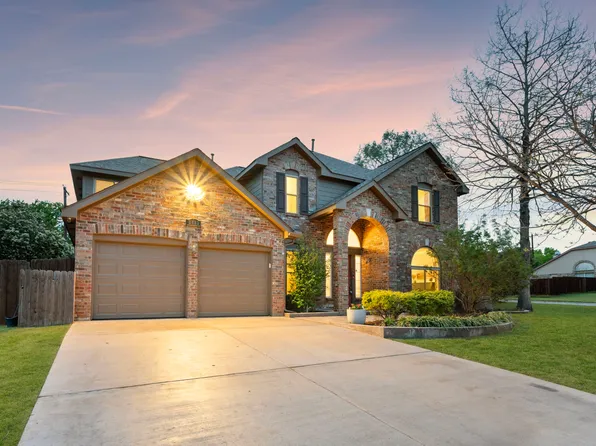 2113 Carriage Hl, Denton, TX 76207