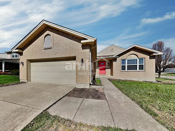 300 Water Ridge Ct, Maineville, OH 45039