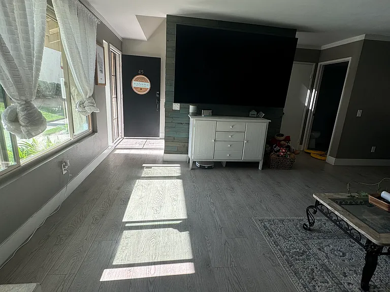 1731 Melrose Ave #45 — Photo 3