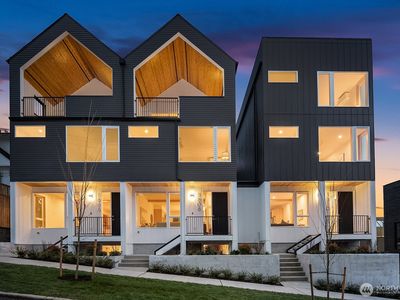 1810 E Mercer Street, Seattle, WA, 98112