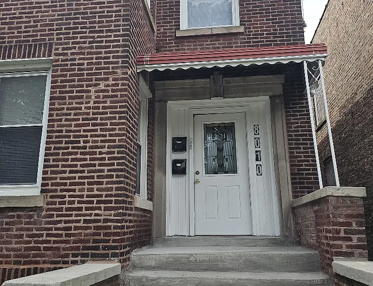 8010 S Dobson Ave #2 — Photo 1