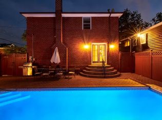8220 Colonial Rd, Brooklyn, NY 11209