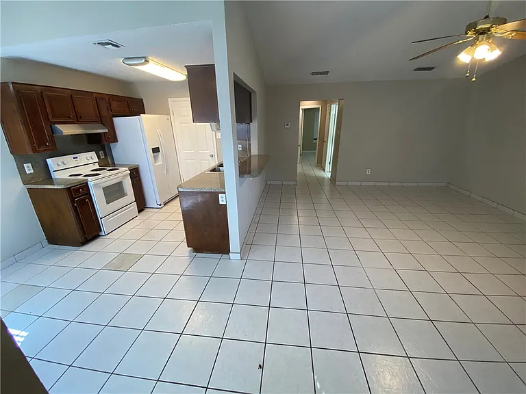 7201 Kress Cir #F1 — Photo 3