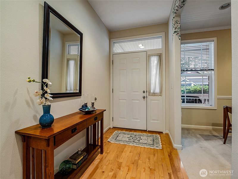 5th image of 5710 61st Avenue W