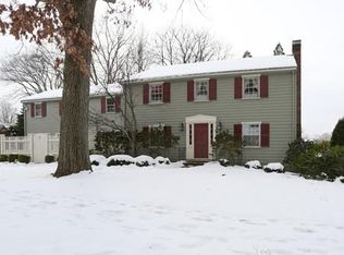 7 Donna Rd, Needham, MA 02494