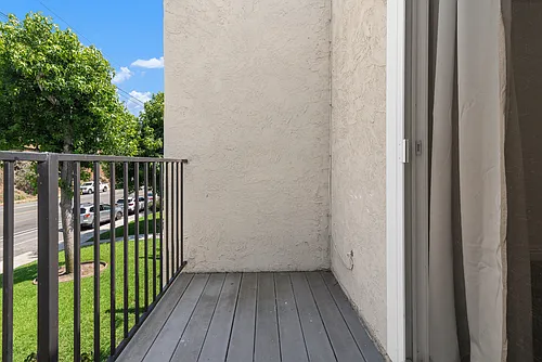 2850 Reynard Way #21 Photo 1