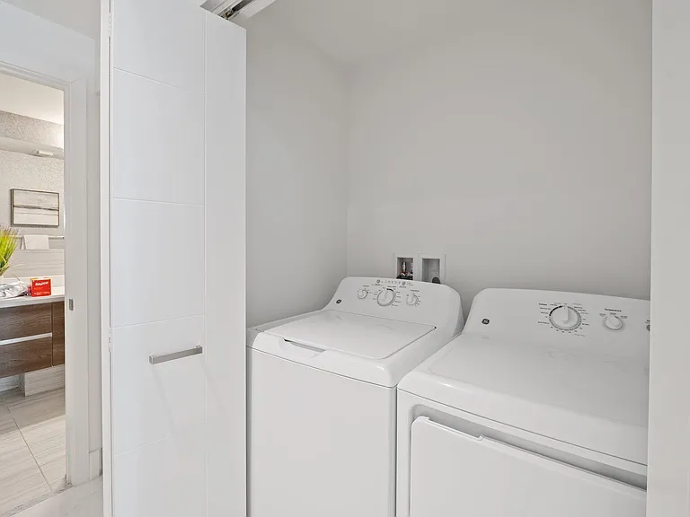 301 Altara Ave #718 — Photo 12