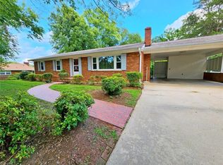 1422 Fleming Rd, Greensboro, NC 27410