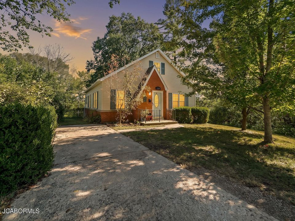 1st image of 1326 Gordon Ct