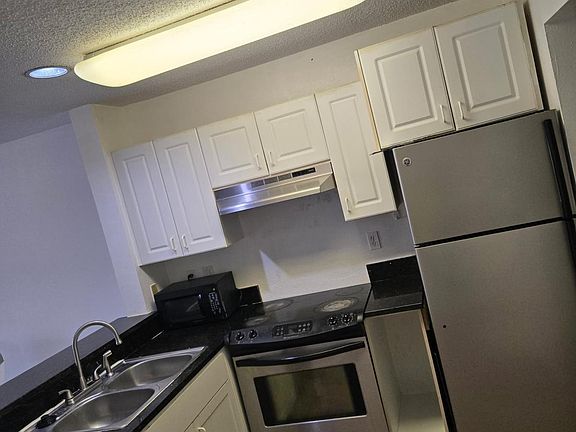 4th image of 10028 Strafford Oak Ct APT 701