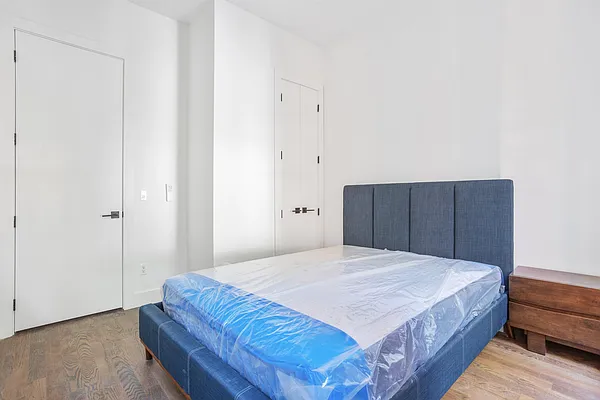 Rented by Reavis | media 16