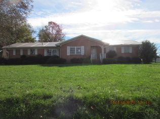 915 N Main St, Woodruff, SC 29388