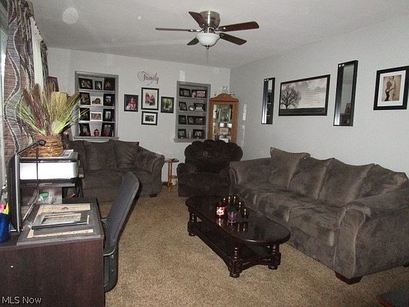 3rd image of 6259 Mahoning Ave NW