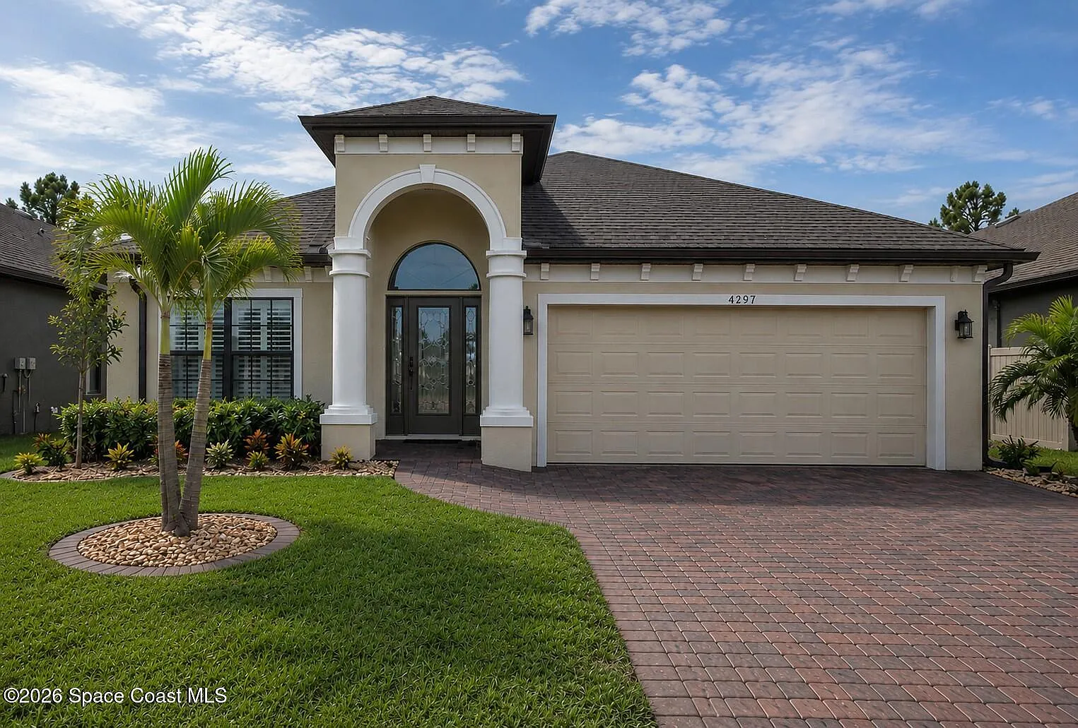 3 bed, 2.0 bath, 1770 sqft, $2,850 — Photo 1