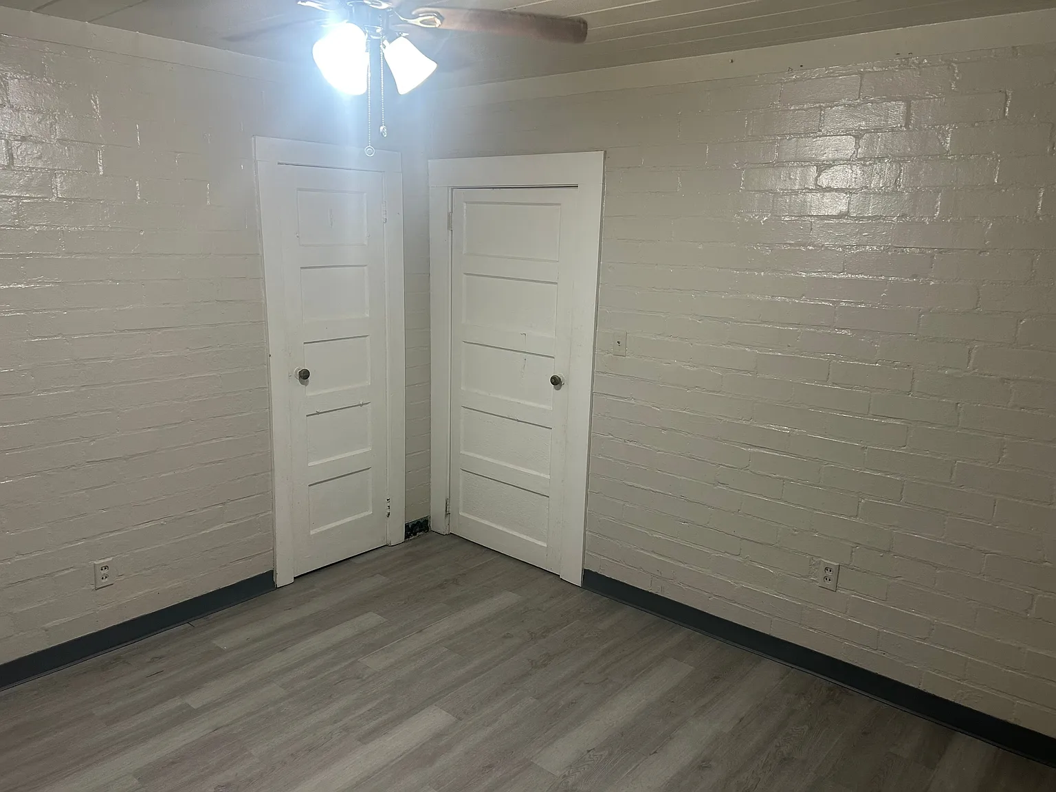 2 bed, 1.0 bath, $950 — Photo 3