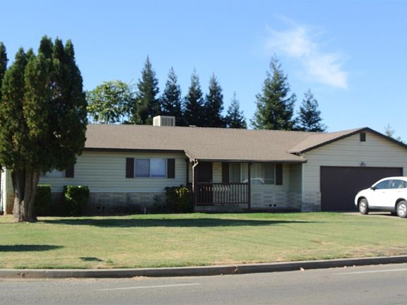 3rd image of 5778 Alicia Ave