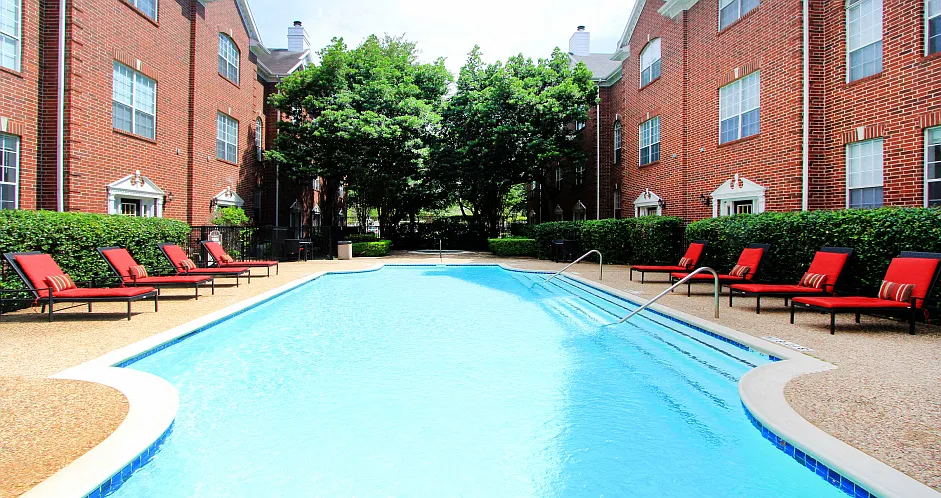 Tuscany Villas Townhomes — Photo 3
