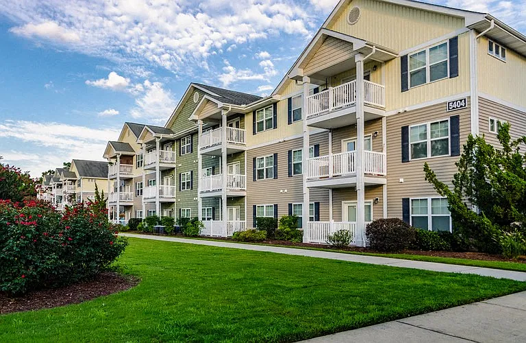 Hawthorne at Murrayville Exterior