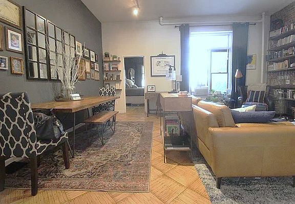 5th image of 125 W 70th St #2C