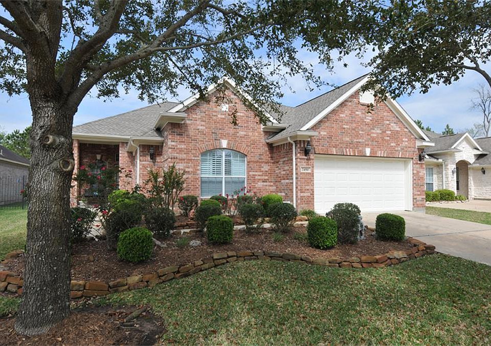 1st image of 24910 Cinco Manor Ln