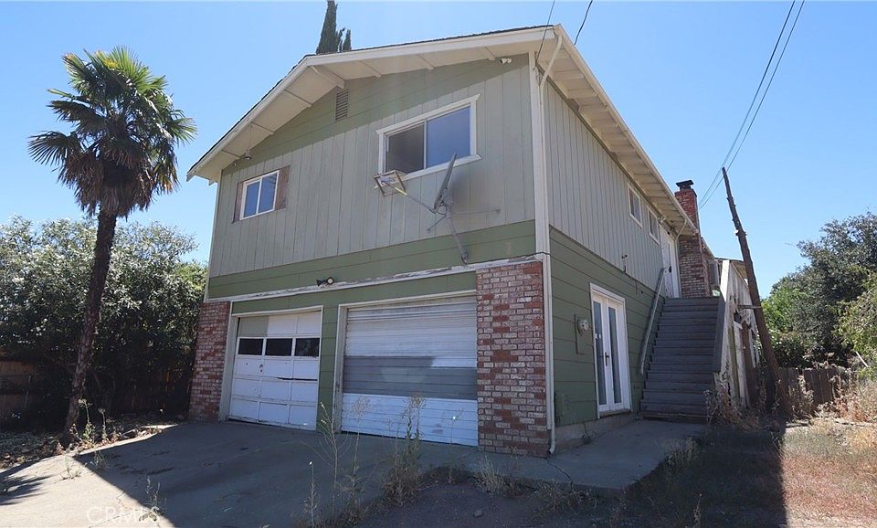1st image of 3971 Villa Ave