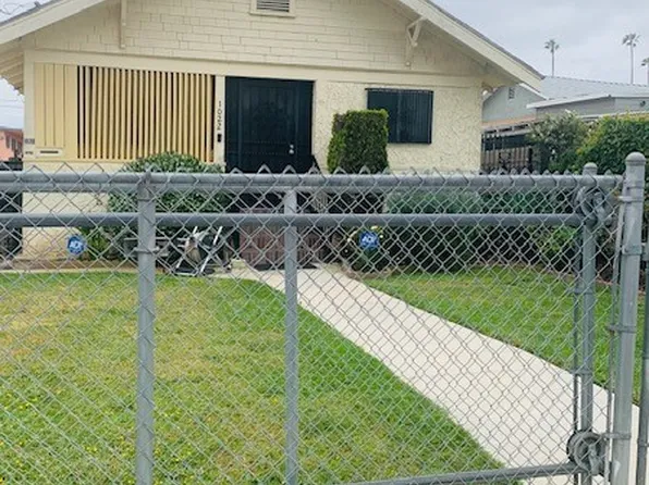 1020 W 89th St, Los Angeles, CA 90044