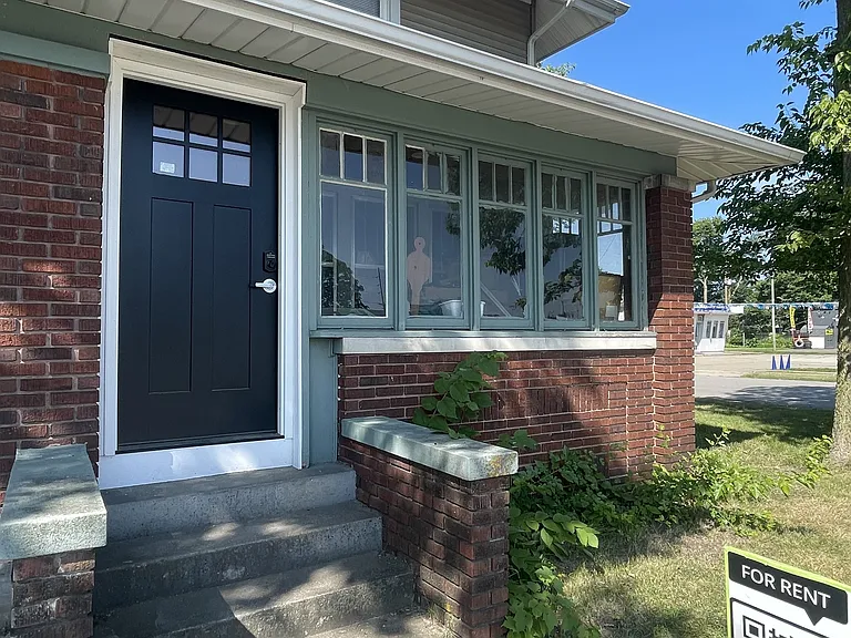 1401 S Main St — Photo 12