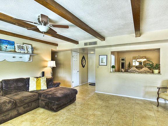 5th image of 221 E Fremont Dr