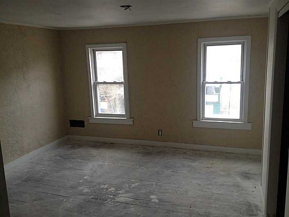 5th image of 2122 Keystone Ave