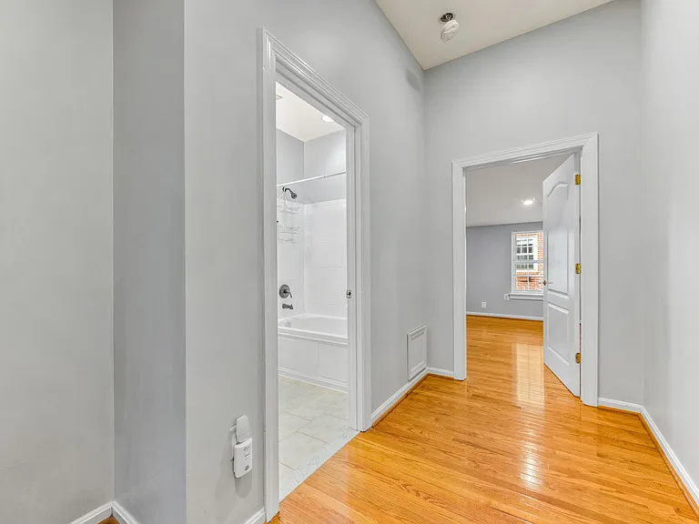 2023 Portugal St — Photo 15