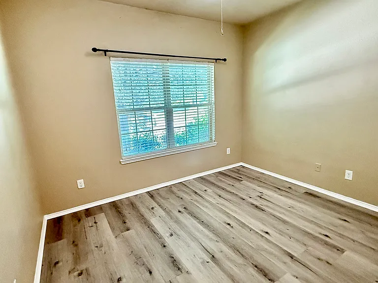 9044 Sundance Trl — Photo 12