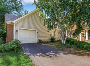 3656 Lakestone Cir, Hilliard, OH 43026