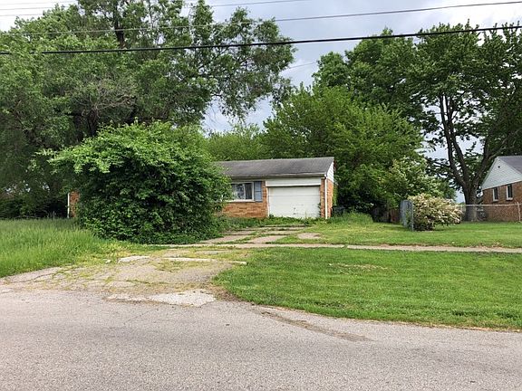 2nd image of 1654 Hudepohl Ln