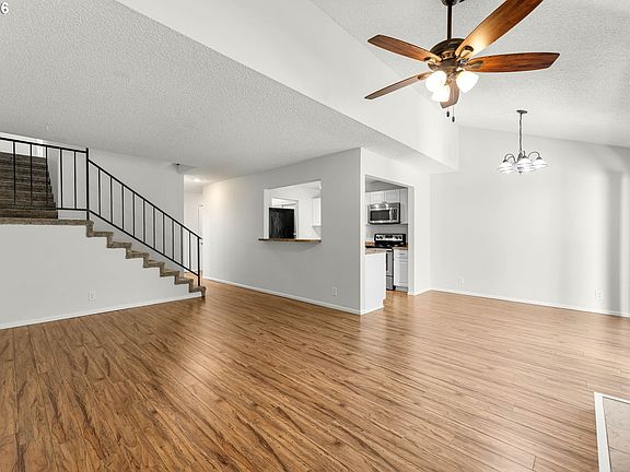 4th image of 4421 NE Plains Way APT 67
