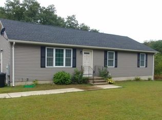 3027 Thorndike St, Palmer, MA 01069