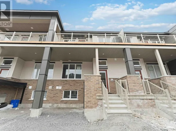 77 Ryan Reynolds Way, Ottawa, ON K4A 1L2