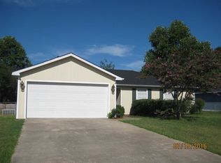 507 Scarborough Rd, Warner Robins, GA 31093