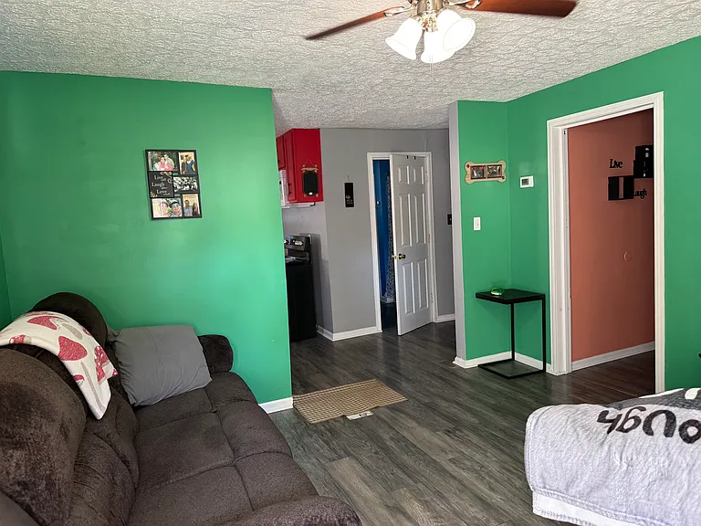 313 Villa Dr — Photo 4