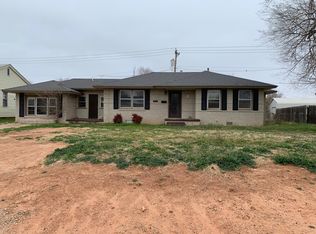 817 E Sycamore Ave, Altus, OK 73521