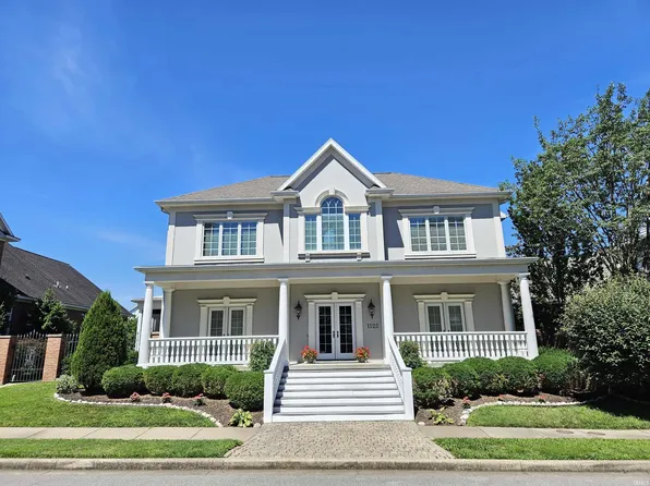 1525 Larkinwood Ln, Evansville, IN 47715